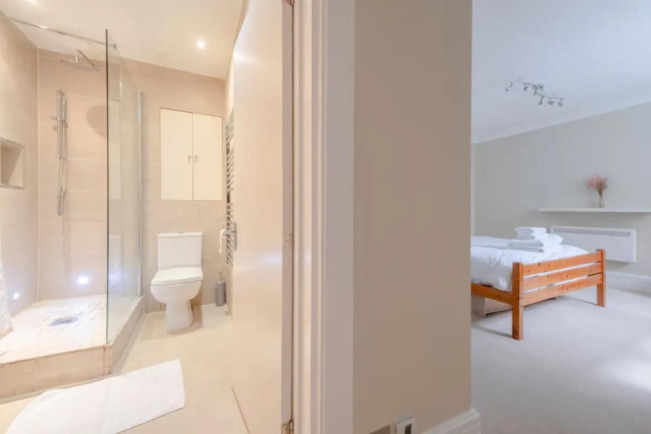 Apartamento Lovely 1 Bedroom With Patio - 10 Mins From Hyde Park Londres